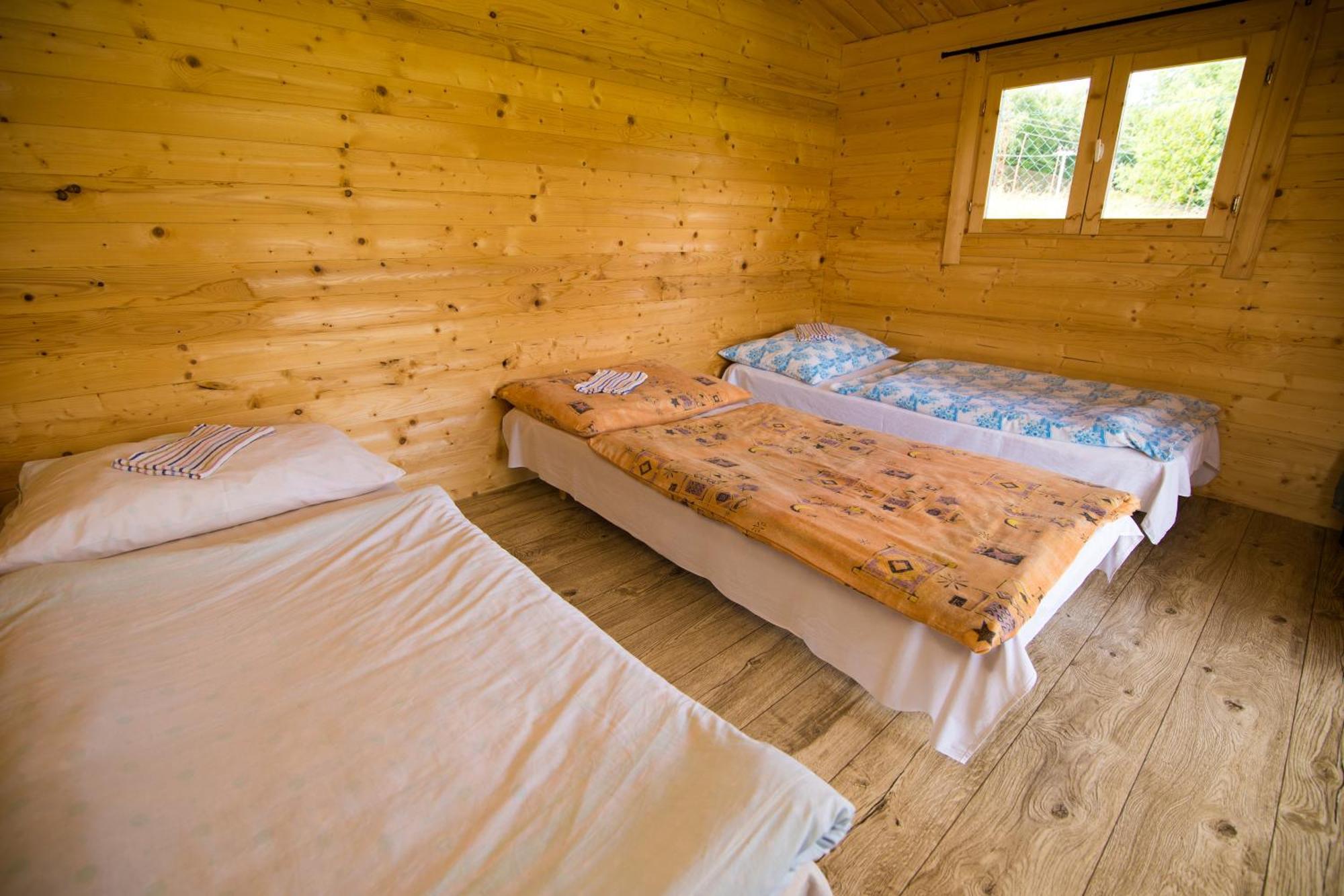 Chaticky Centrum Pastvinska Prehrada Holiday home Nekor